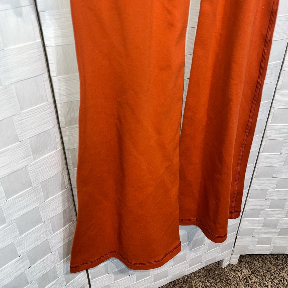 Aritzia Wilfred Free Divinity Kick Flare Jumpsuit Size XS Brunt Orange - Picture 6 of 9